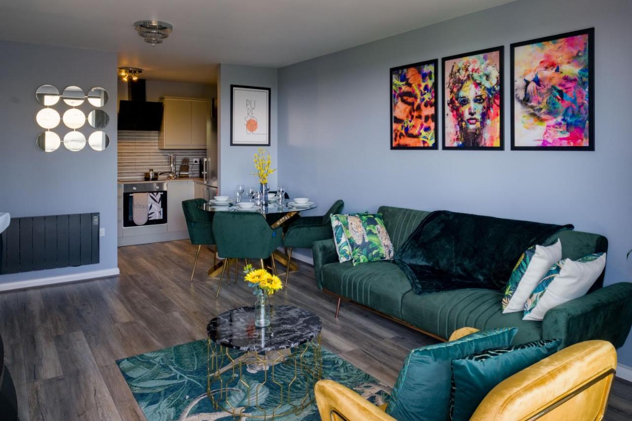 Pahuna Ghar Birmigham City 2 Bedroom Apartment- Short To Mid Term Let-Free Secure Parking Μπέρμιγχαμ Εξωτερικό φωτογραφία